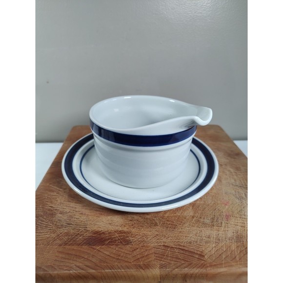 MSI Blue Monterrey Stoneware Gravy Bowl and plate set Blue Ring Japan - Picture 6 of 13